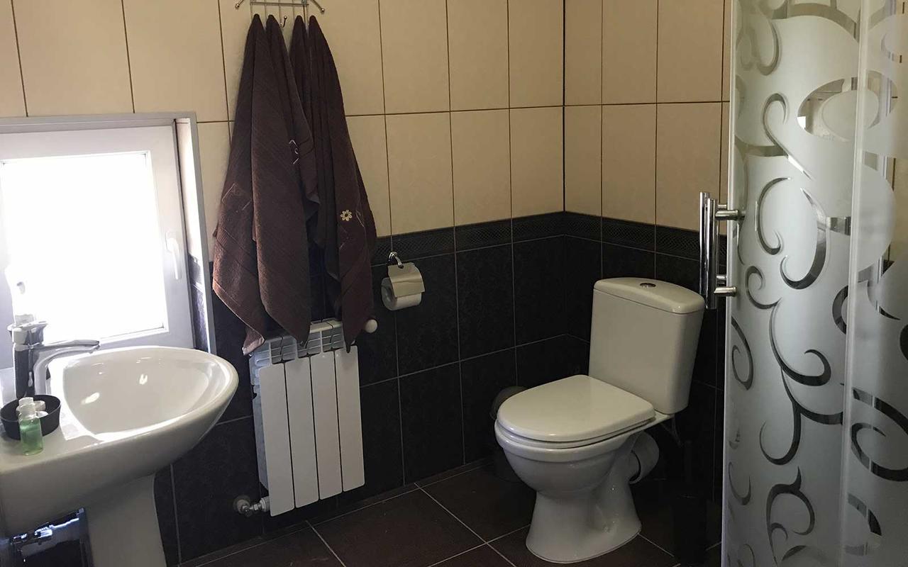 U Maksa Hotel Солочин Екстериор снимка